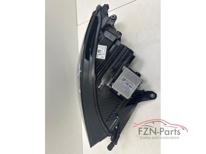 Skoda Enyaq 5LB Koplamp Rechts VOLLED