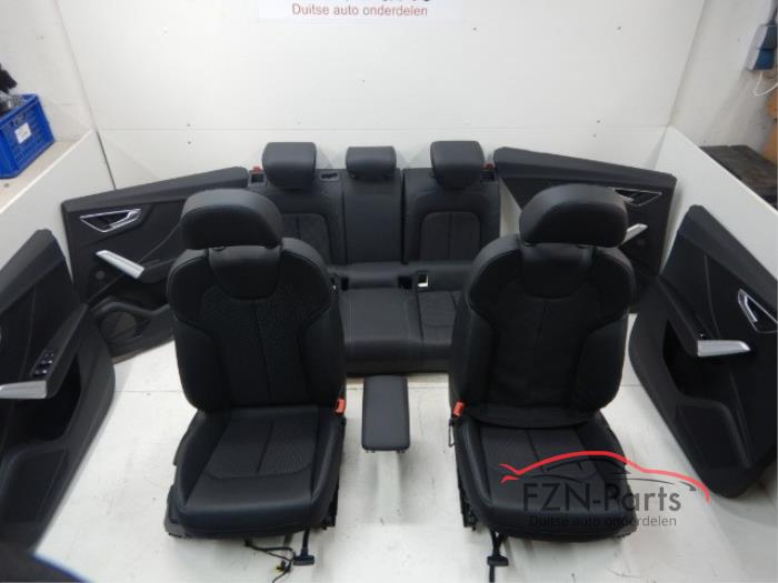 Audi Q2 81A Facelift S-line Interieur Leer / Stof