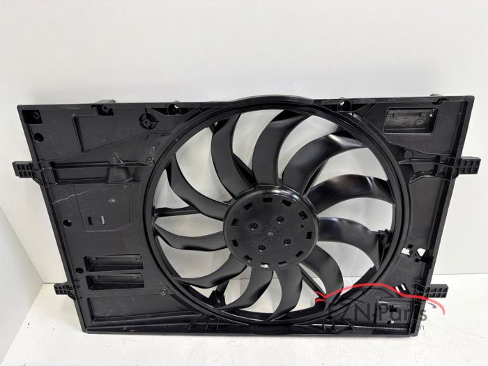 VW Tiguan 571 Ventilator Enkelfan + Koelluchtventilator + Behuizing