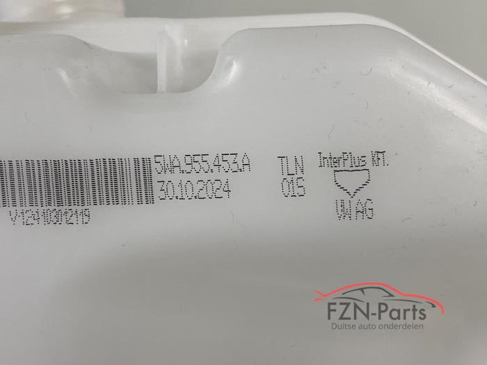 VW Golf 8 Ruitenvloeistof RVS Tank