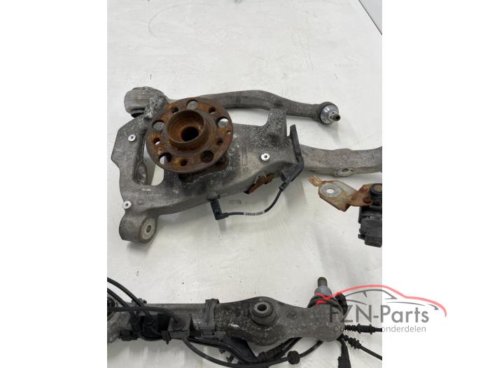 Mercedes-Benz E63 AMG W213 Wielophanging Fusee Rechts-voor