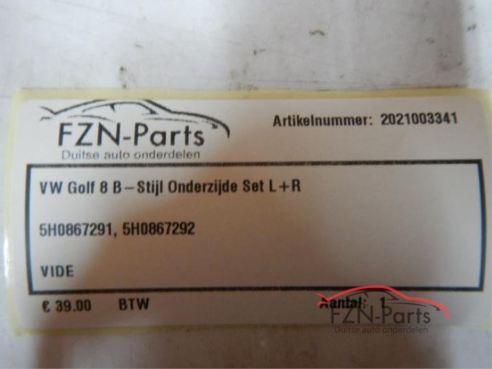 VW Golf 8 B-Stijl Onderzijde Set L+R