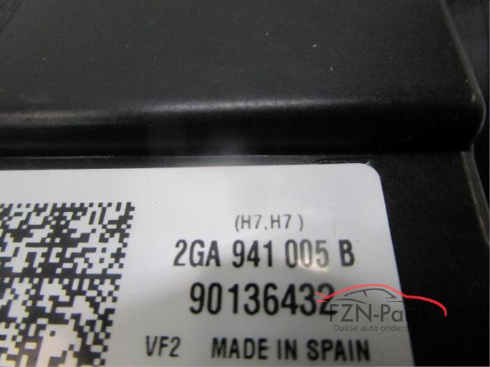 VW T-Roc Koplamp H7 Halogeen Links