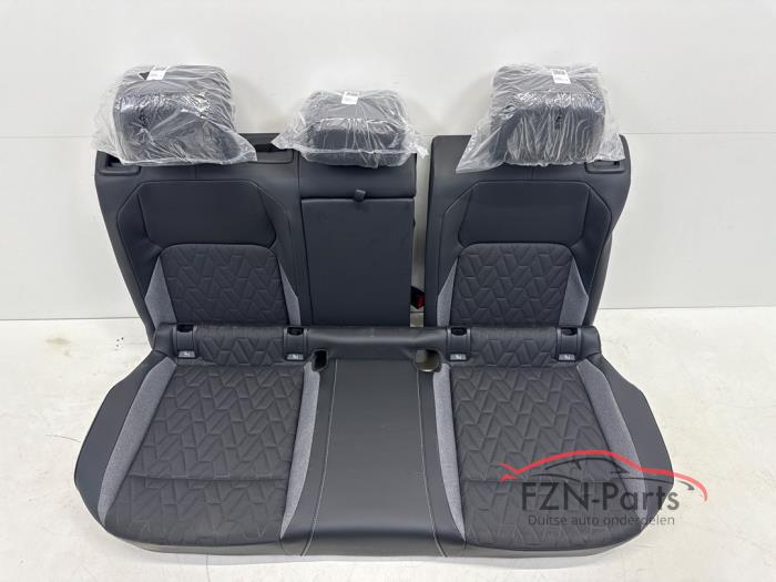 VW Golf 8 5H Facelift Interieur Leer Stof