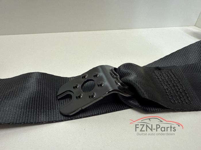 VW Passat B8 Gordel links voor