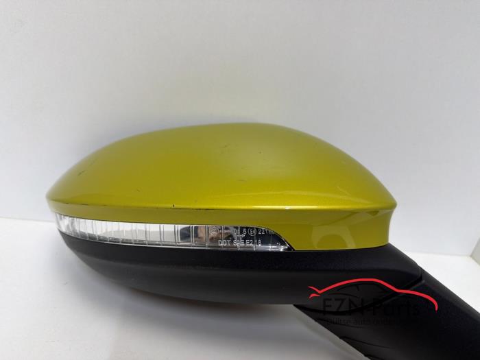 VW Golf 8 facelift Zij.buiten Spiegel Rechts Side LA1B