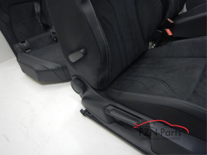 VW Golf 8 Facelift Interieur Leer Stof Alcantara Memory Alcantara