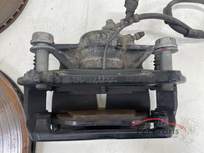 VW Golf 8 VIII R Remset Remschijven Remklauwen Remblokken 340mm