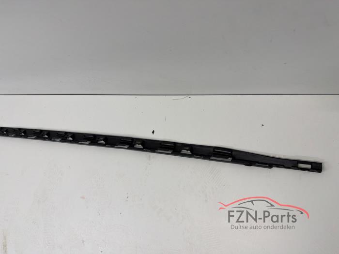 VW Golf 8 5H R-Line Sideskirt Houder Links