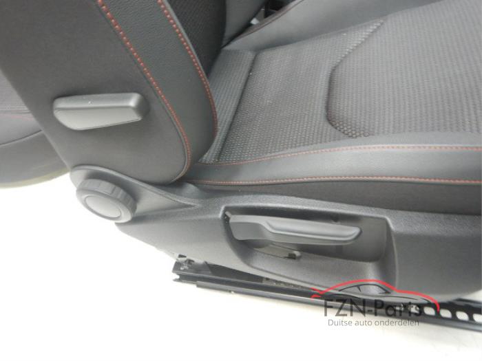 Seat Leon 5F FR Facelift Interieur Leer Stof Compleet