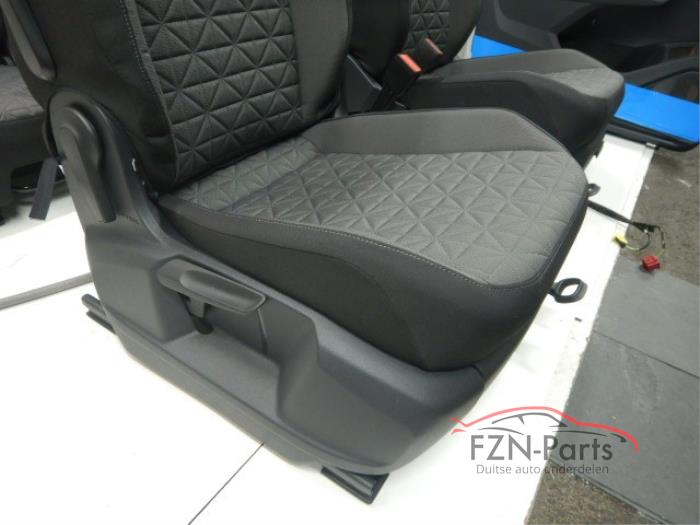 VW Tiguan 5NA Facelift Interieur Stof