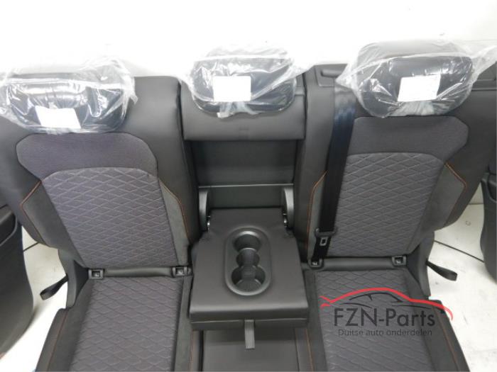 Seat Tarraco 5FJ FR interieur 7-persoons Alcatara Leer Stof