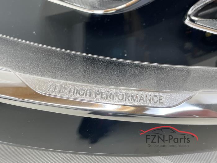 Mercedes-Benz W910 Sprinter koplamp links VOLLED