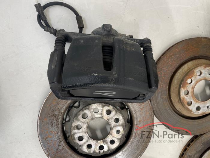 VW Golf 8 VIII R Remset Remschijven Remklauwen Remblokken 340mm