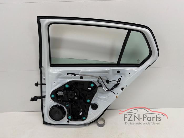 VW Golf 8 Portier Rechts-achter LC9A