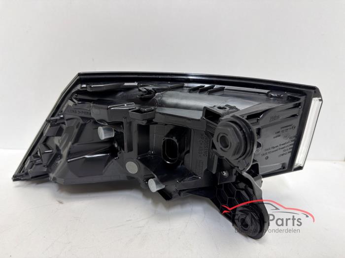 VW Golf 8 FL IQ-Light Achterlicht rechts-buiten