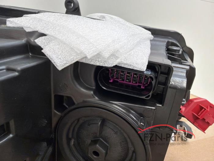 Audi A8 4H Facelift Koplamp Links Matrix Led