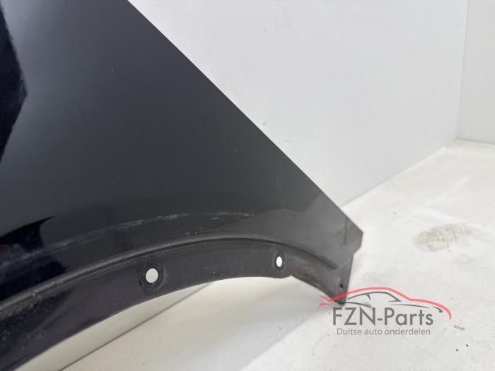 Seat Arona 6F9 Zijscherm spatscherm Links-voor Zwart Uni