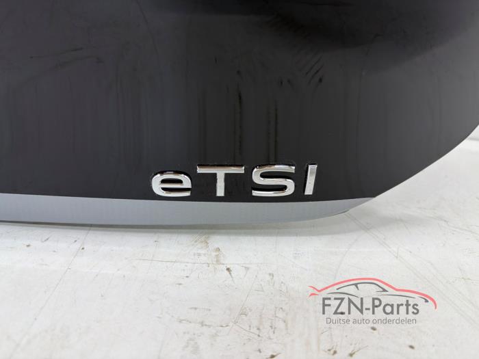 VW Golf 8 E-TSI Achterklep LY9T