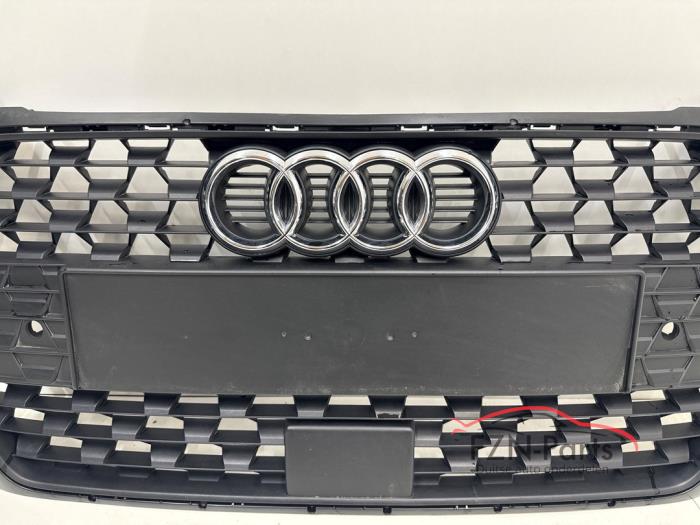 Audi A1 82A Grille Voorzijde Zwart Chroom