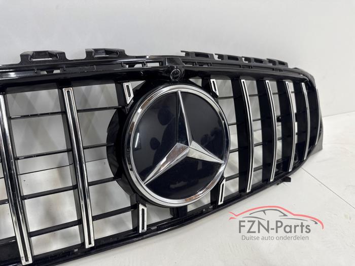Mercedes-Benz CLA W118 Panamericana Grille Voorzijde met Logo