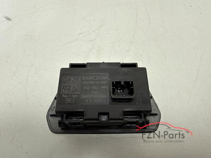 VW Golf 8 Facelift Dashboard Lichtschakelaar