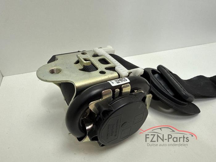 VW Passat B8 Gordel links voor