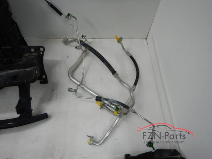 VW Passat B8 FL Variant R - Line Voorkop 2.0 TSI 6PDC L0K1 081P/082P