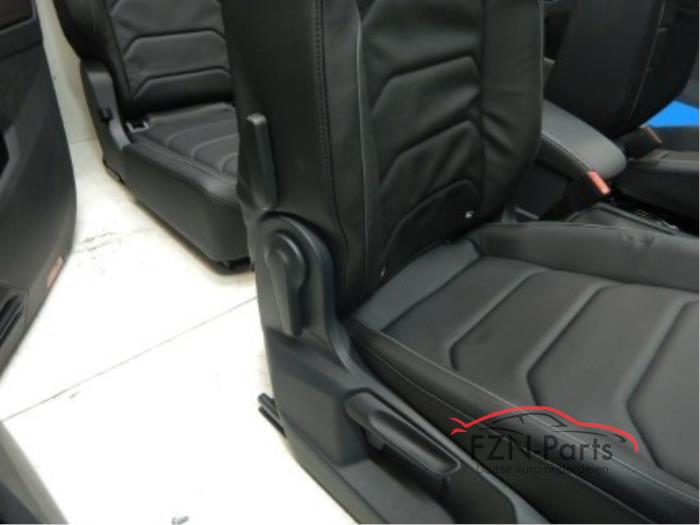 Seat Tarraco 5FJ Interieur Leer Leder Leren Verlichte deurpanelen Stoelverwarming