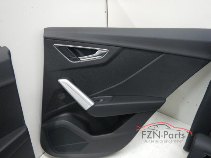 Audi Q2 81A Facelift S-line Interieur Leer / Stof