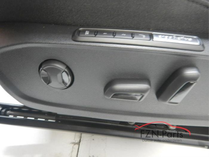 VW Golf 8 Facelift Interieur Leer Stof Alcantara Memory Alcantara