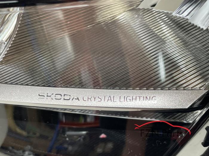 Skoda kamiq 655 Facelift Koplamp Links LED