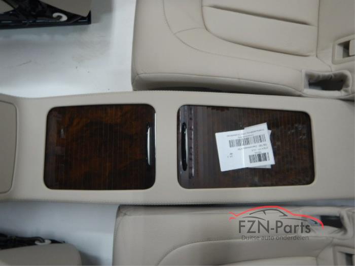 Mercedes Benz CLS W218 Interieur Leder Seidebeige Dashboard