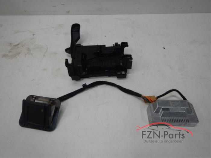 VW Golf 8 Wisselrichter Stroomomvormer 230V