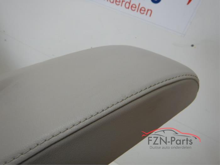 VW Golf 7 Armsteun Leer Beige