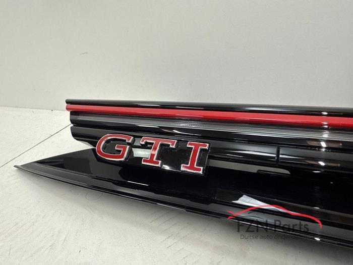 VW Golf 8.5 GTI Facelift Grille Verlicht LED Embleem