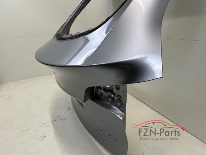 Tesla Model Y Achterklep Grijs Kaal