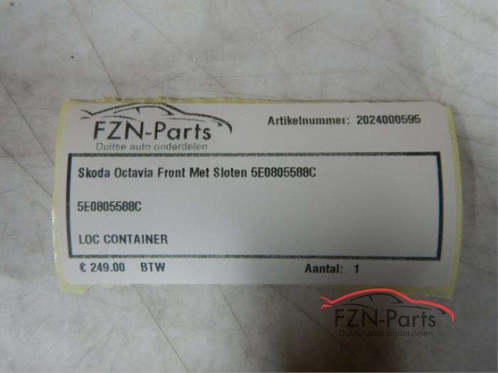 Skoda Octavia Front met Sloten