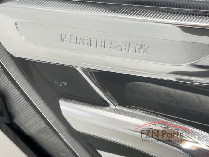 Mercedes-Benz W910 Sprinter koplamp Rechts VOLLED