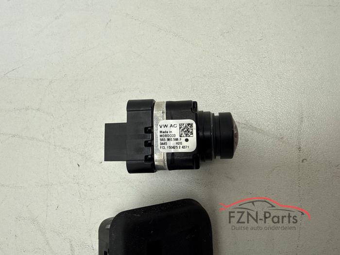 VW Tiguan 571 Achteruitrijcamera + Houder