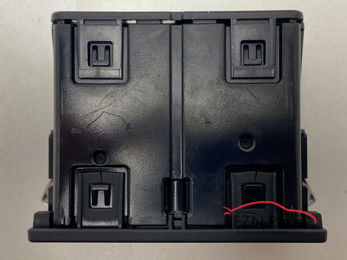 Audi A6 C7 4G AUX USB Aansluiting