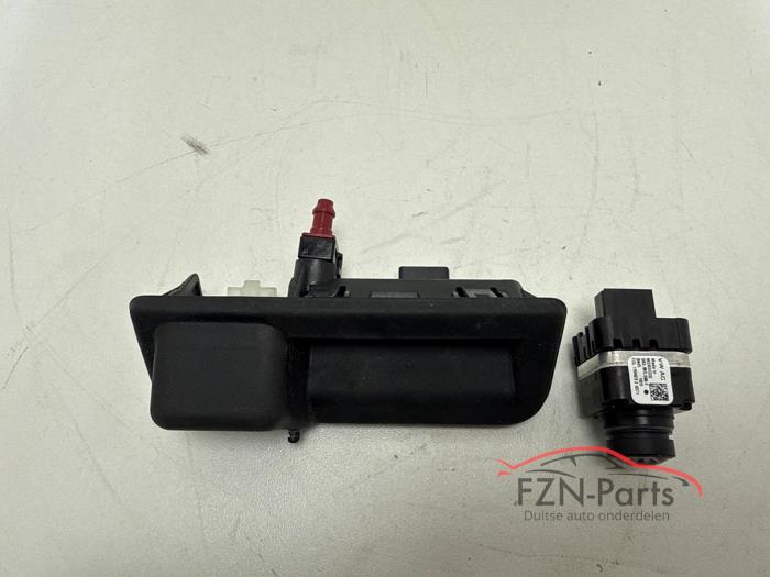 VW Tiguan 571 Achteruitrijcamera + Houder