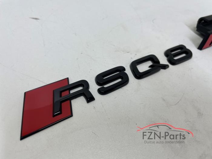 Audi RSQ8 4M8 Logo embleem grille achterklep hoogglans zwart