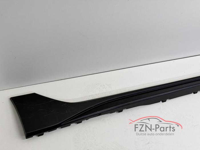 VW Golf R 5H Sideskirt Nul Editie Rechts