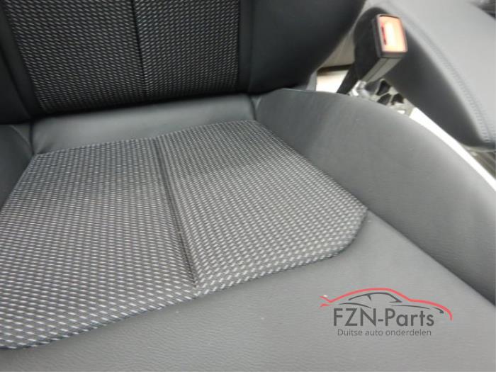 Audi Q2 81A Facelift S-line Interieur Leer / Stof