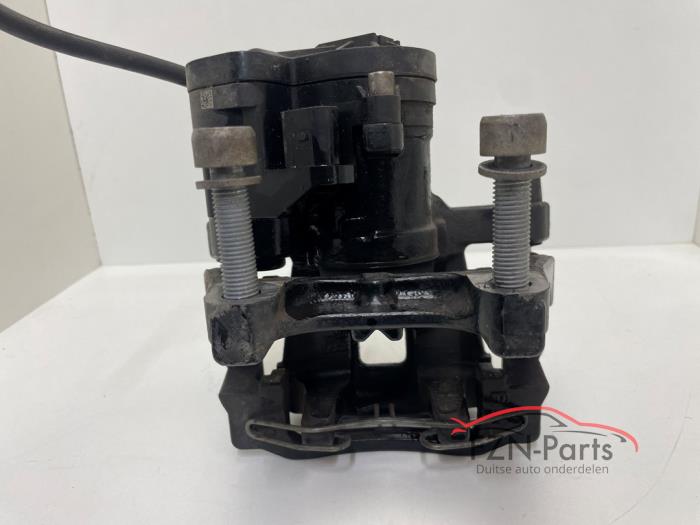 Seat Leon 5FF Sportstourer Remklauw Links-achter Elektrisch