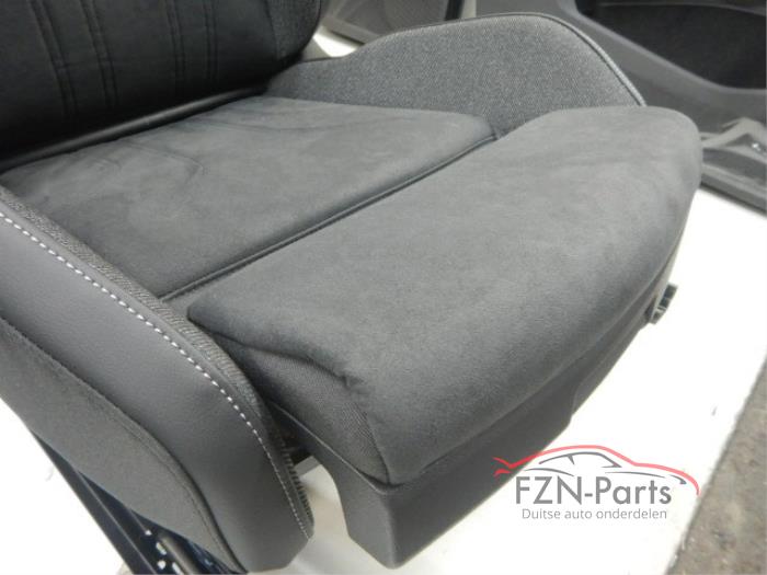 VW Golf 8 Facelift Interieur Leer Stof Alcantara Memory Alcantara