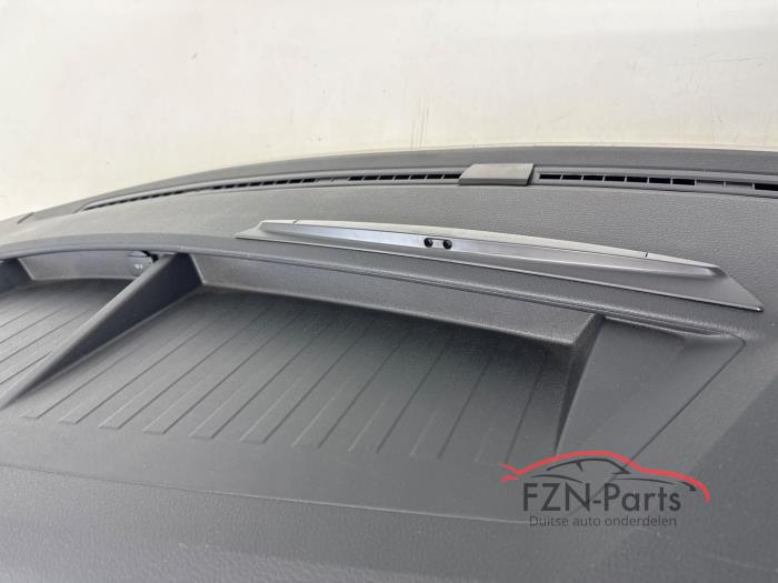 VW Transporter T6 California Dashboard Los