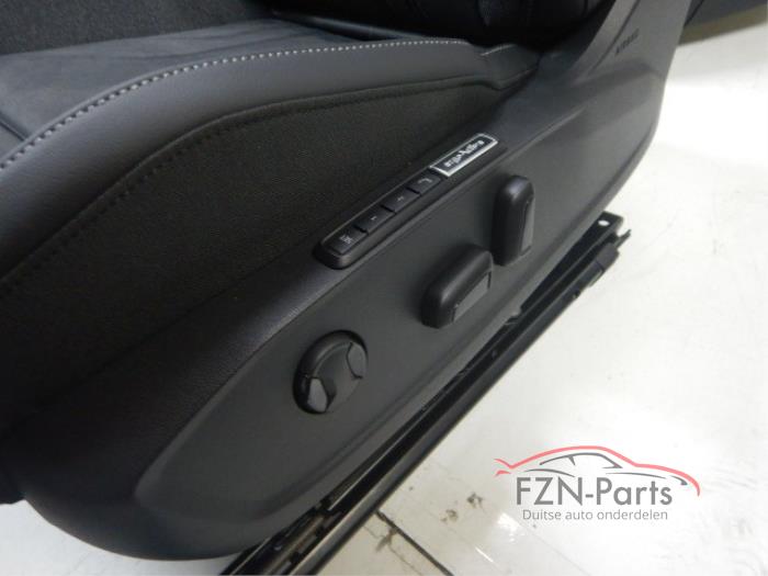 VW Golf 8 Facelift Interieur Leer Stof Alcantara Memory Alcantara