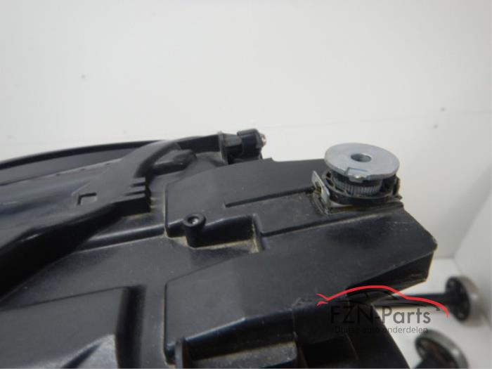 VW Golf Sportsvan Xenon LED Koplamp Rechts 034B